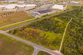 Plus de détails pour 2000 E 11th Ave, Hutchinson, KS - Terrain à vendre