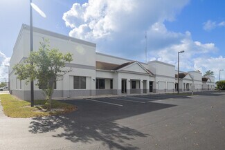 Plus de détails pour 10811 Sunset Plaza Cir, Fort Myers, FL - Industriel/Logistique à vendre