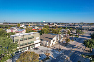 2204 Western Trails Blvd, Austin, TX - VUE AÉRIENNE  vue de carte