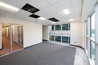 1051 Franklin Ave, Garden City, NY à louer Photo intérieure– Image 2 sur 3