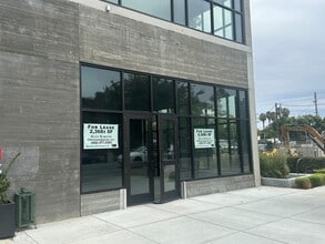 130 Stockton Ave, San Jose, CA à louer Photo de l’immeuble– Image 1 sur 4