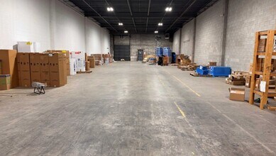 4300-4326 Eubank Rd, Richmond, VA à louer Photo intérieure– Image 2 sur 3