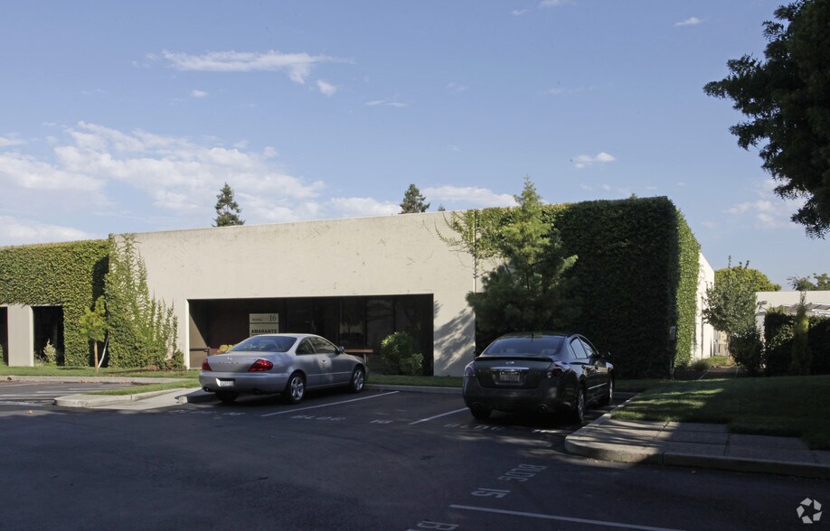 3350 Scott Blvd, Santa Clara, CA à louer - Photo de l’immeuble – Image 2 sur 2