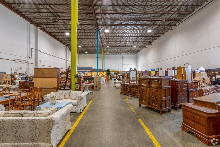 58 R Pulaski St, Peabody, MA à louer - Photo intérieure – Image 3 sur 28