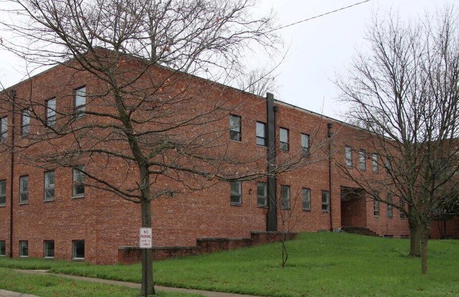 800 Livermore St, Yellow Springs, OH à vendre - Photo principale – Image 1 sur 104