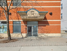 2507 Boul Rosemont, Montréal, QC à louer Photo intérieure– Image 2 sur 4