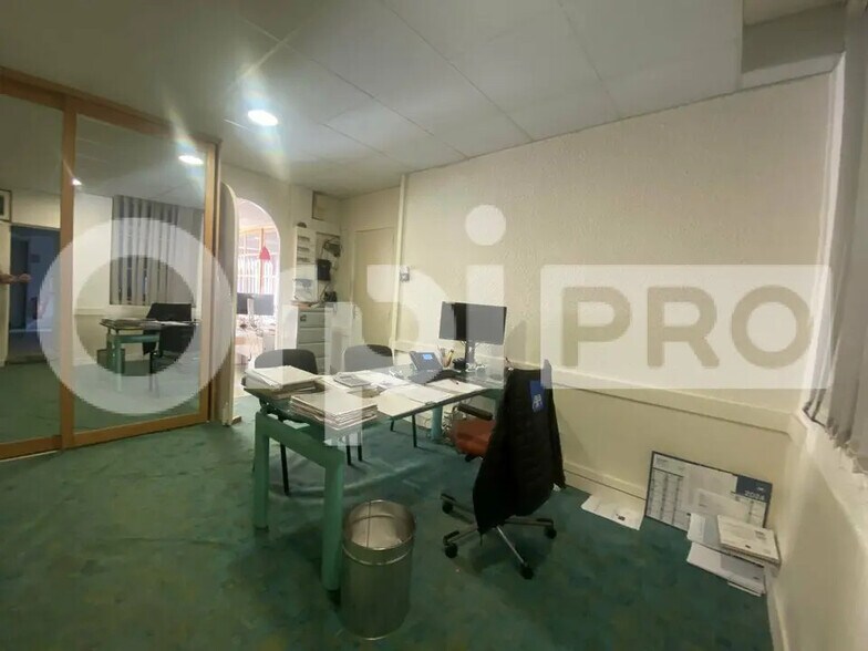 Local commercial dans Trévoux à vendre - Photo intérieure – Image 3 sur 6