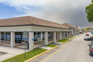 Plus de détails pour 18452-18538 NW 67th Ave, Miami Gardens, FL - Local commercial à louer