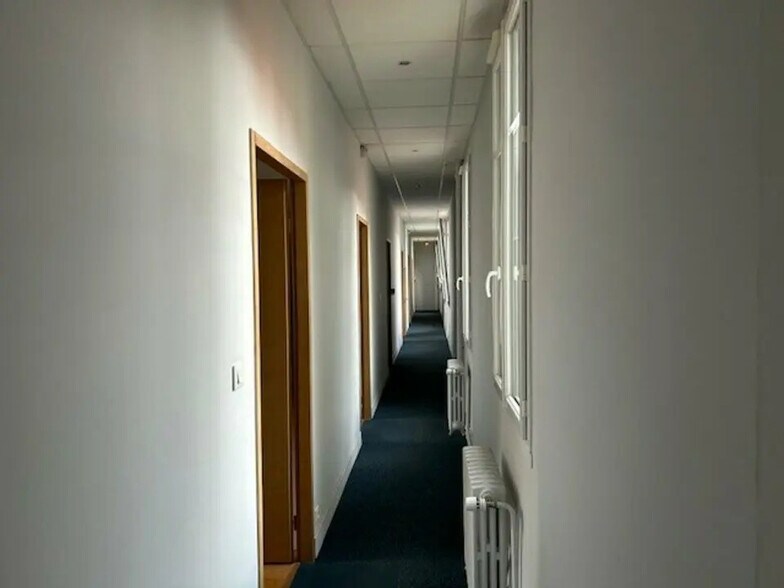 Bureau dans Tours à vendre - Photo intérieure – Image 3 sur 5