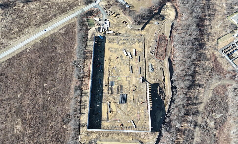 1081 Dolsontown Rd, Middletown, NY à louer - Photo de l’immeuble – Image 2 sur 5