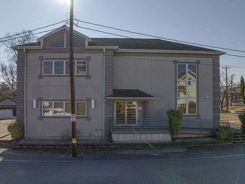 1228 N Elm St, Henderson, KY à vendre - Photo principale – Image 1 sur 27