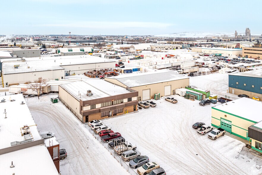 11634 156 St NW, Edmonton, AB à vendre - Aérien – Image 3 sur 3