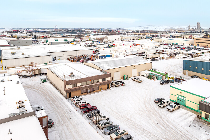 11634 156 St NW, Edmonton, AB à vendre - Aérien – Image 3 sur 3