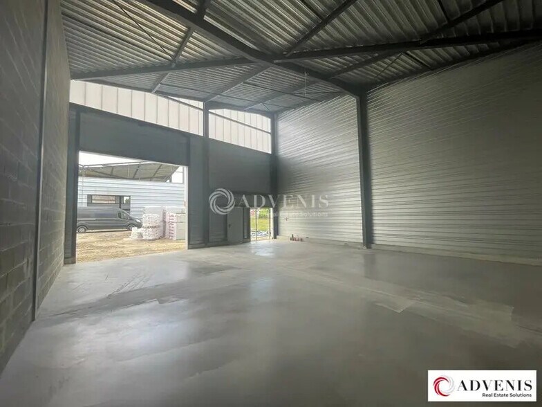 Local d'activités dans Carbon-Blanc à vendre - Photo intérieure – Image 3 sur 5