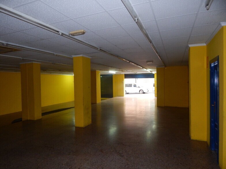 Local commercial dans Ontinyent, Valencia à vendre - Photo de l’immeuble – Image 3 sur 10