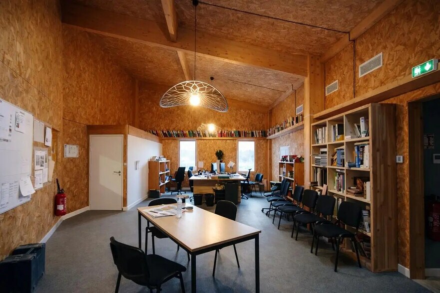 Local d'activités dans Saint-Orens-de-Gameville à vendre - Photo intérieure – Image 3 sur 4