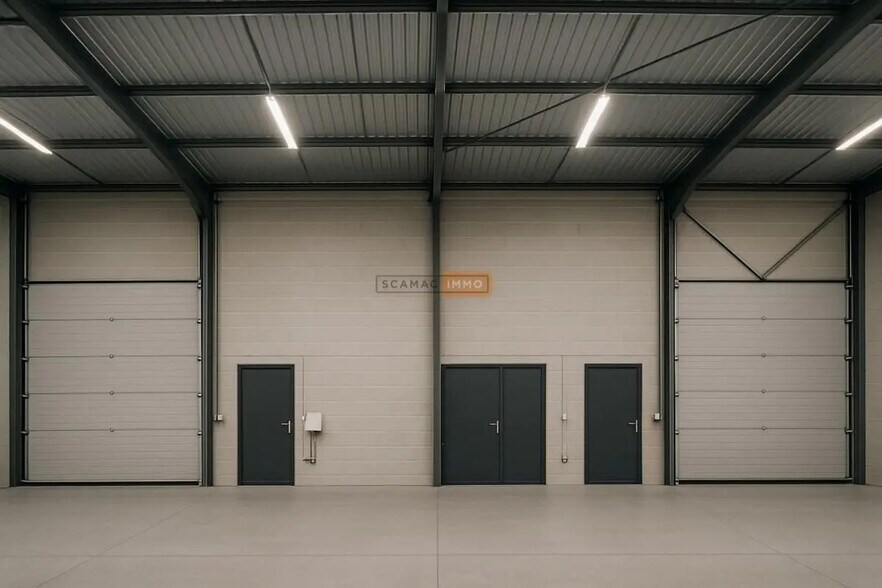Industriel/Logistique dans Fréjus à louer - Photo de l’immeuble – Image 1 sur 4