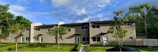 Plus de détails pour 205 NW 159th St, Miami, FL - Logement à vendre