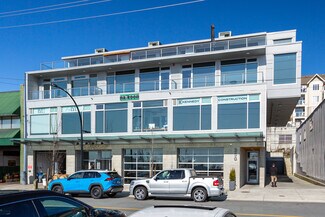 Plus de détails pour 350 Esplanade E, North Vancouver, BC - Industriel/Logistique à vendre