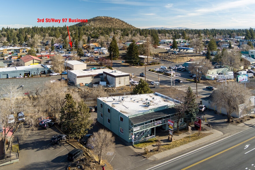 1824 NE Division St, Bend, OR à louer - Photo de l’immeuble – Image 2 sur 12