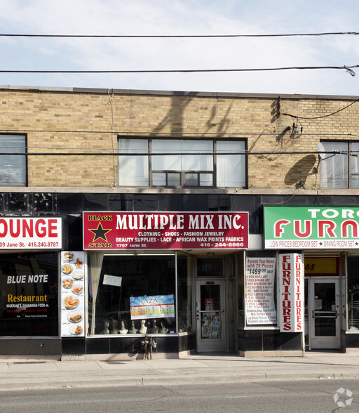1707 Jane St, Toronto, ON à vendre - Photo de l’immeuble – Image 1 sur 2