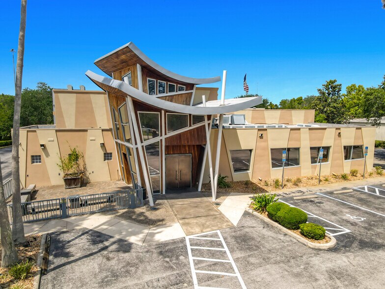 220 N Williamson Blvd, Ormond Beach, FL à vendre - Photo de l’immeuble – Image 3 sur 36