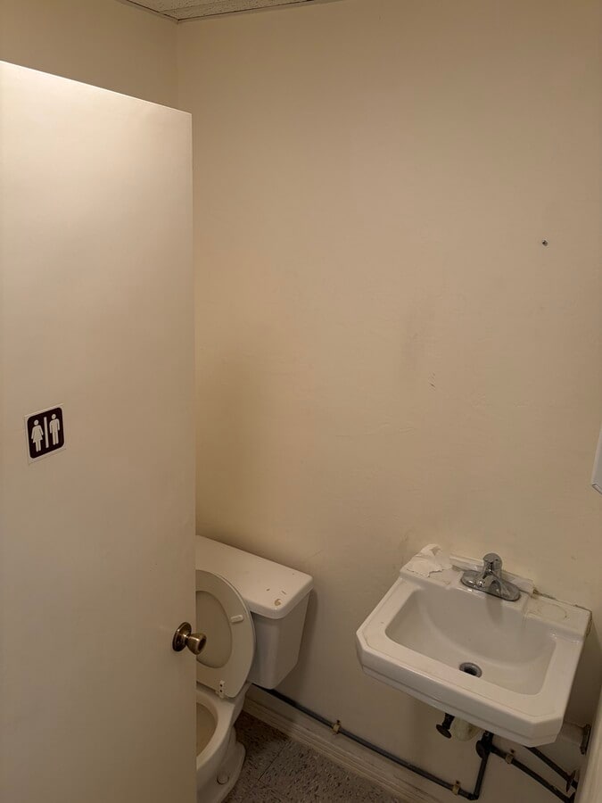 12165 Metro Pky, Fort Myers, FL 33966 - Lot 19B-22B -  - Photo intérieure - Image 2 of 14
