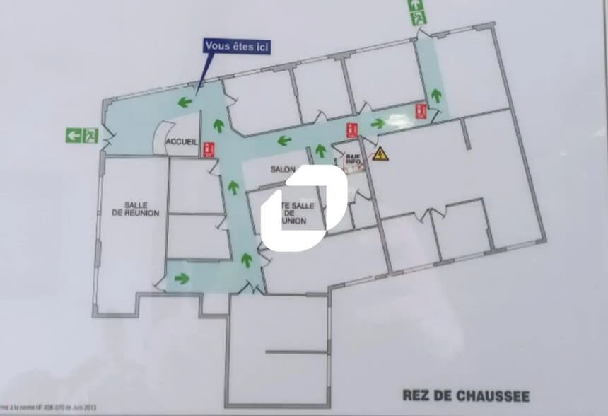 Local commercial dans Échirolles à louer - Photo de l’immeuble – Image 2 sur 2