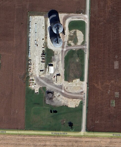 2906 S County Road 930 W, Frankfort, IN à louer - Photo de l’immeuble – Image 3 sur 3