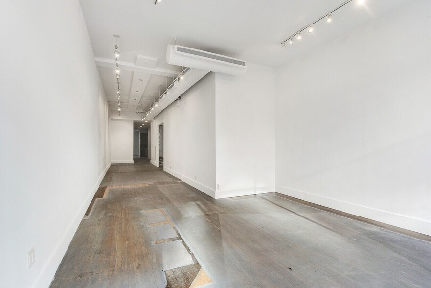 342 W 14th St, New York, NY à louer - Photo de l’immeuble – Image 3 sur 10