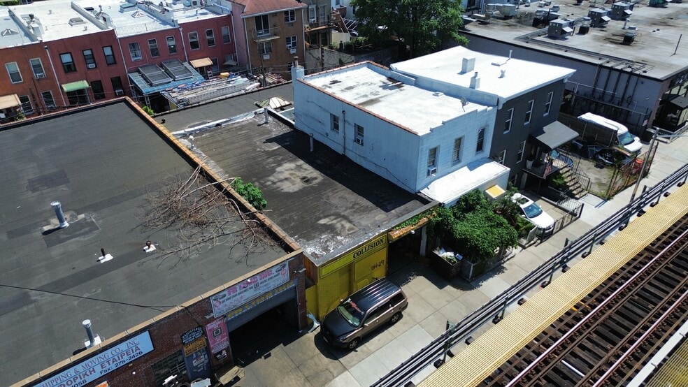 3431 31st St, Astoria, NY à vendre - Aérien – Image 2 sur 10