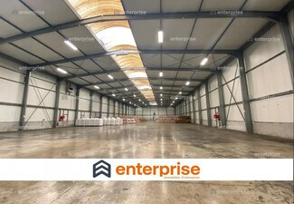 Plus de détails pour Industriel/Logistique à louer