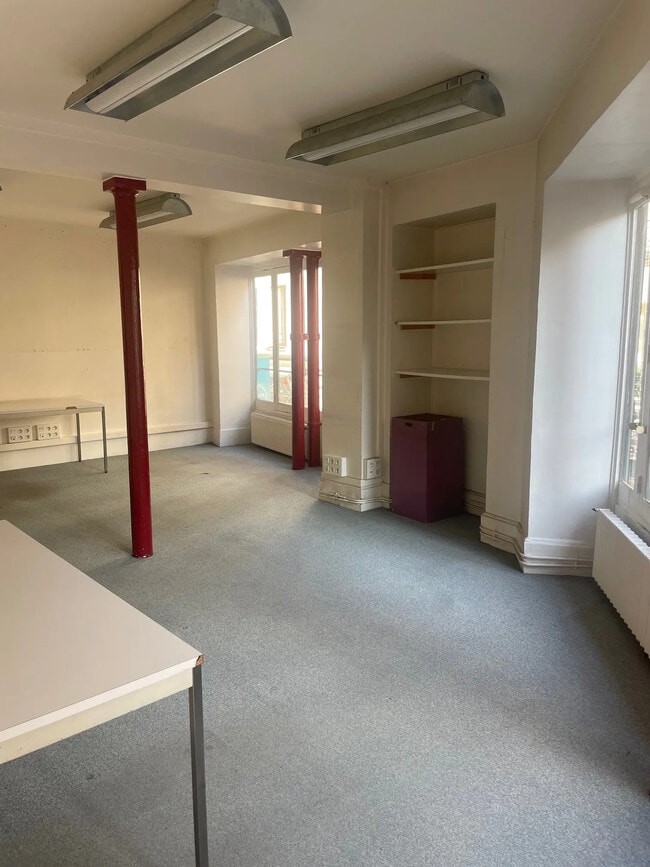 Plus de détails pour Bureau à louer