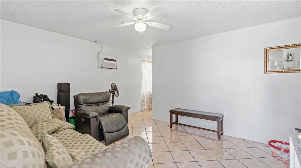 11133 Klingerman St, El Monte, CA à vendre - Photo de l’immeuble – Image 3 sur 57