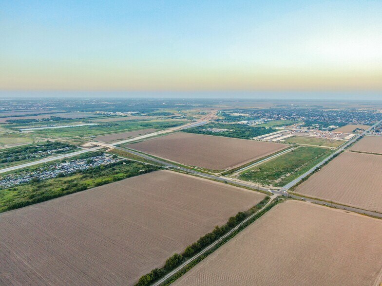 S McColl Rd Rd, McAllen, TX à vendre - Aérien – Image 2 sur 6