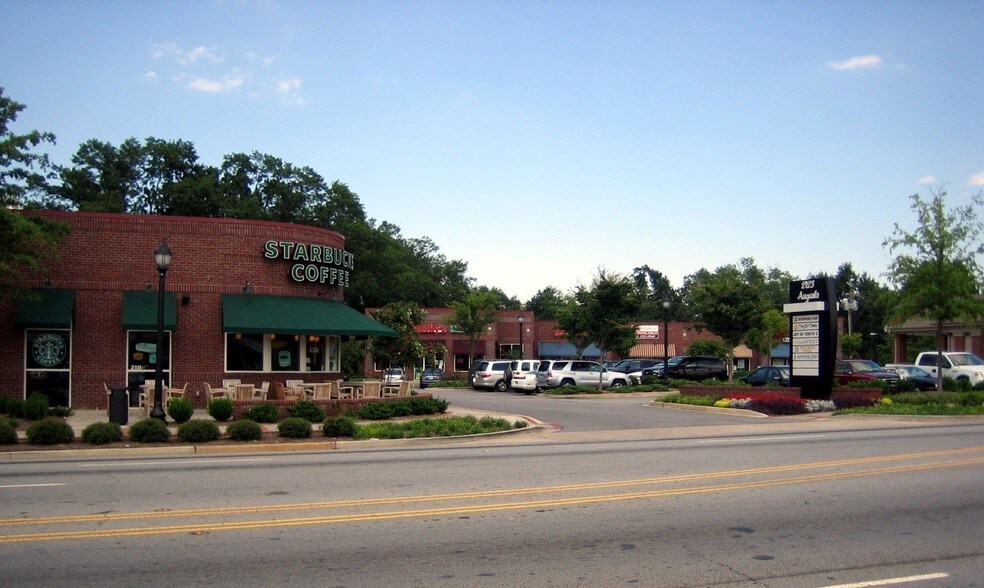 2107-2123 Augusta St, Greenville, SC à louer - Photo principale – Image 3 sur 6