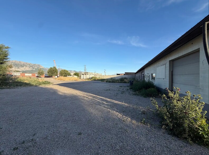 589 N Geneva Rd, Lindon, UT à vendre - Photo de l’immeuble – Image 3 sur 22