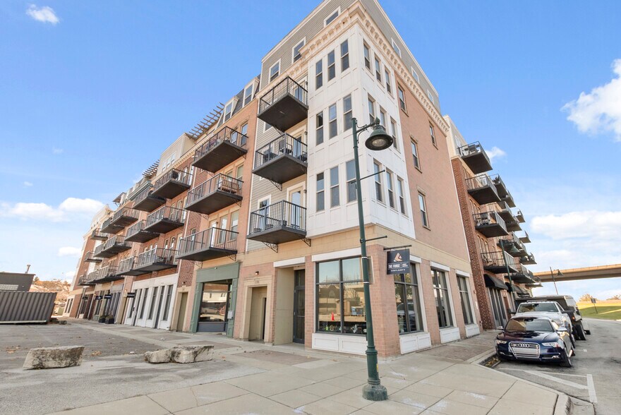 350 River St, Lemont, IL à louer - Photo principale – Image 1 sur 12