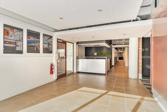 205 Catherine St, Ottawa, ON à louer Hall d’entrée– Image 2 sur 15