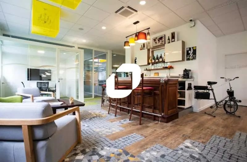 Local d’activités dans Buc à louer - Photo intérieure – Image 2 sur 26