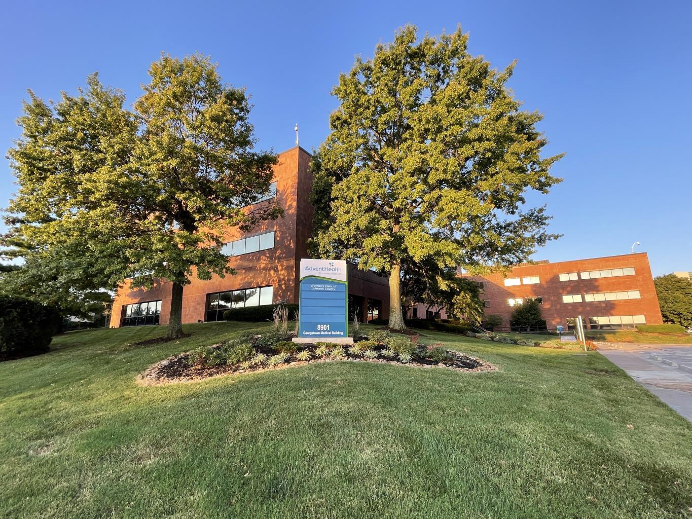 8901 W 74th St, Merriam, KS à louer Photo principale– Image 1 sur 6