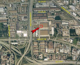 7110 Old Katy Rd, Houston, TX - VUE AÉRIENNE  vue de carte - Image1