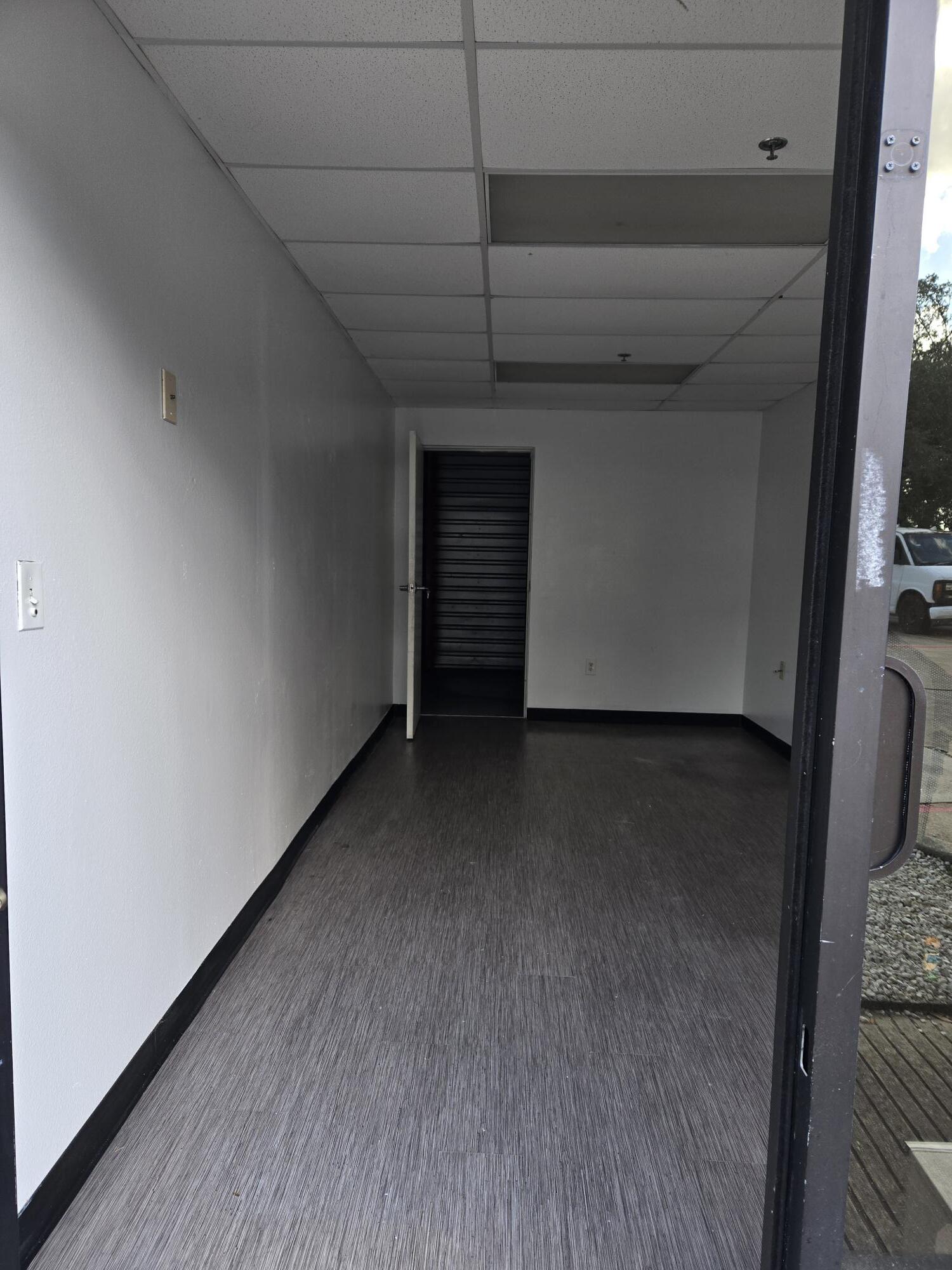 7302 Senate Ave Houston TX 77040, Houston, TX à louer Photo intérieure– Image 1 sur 5