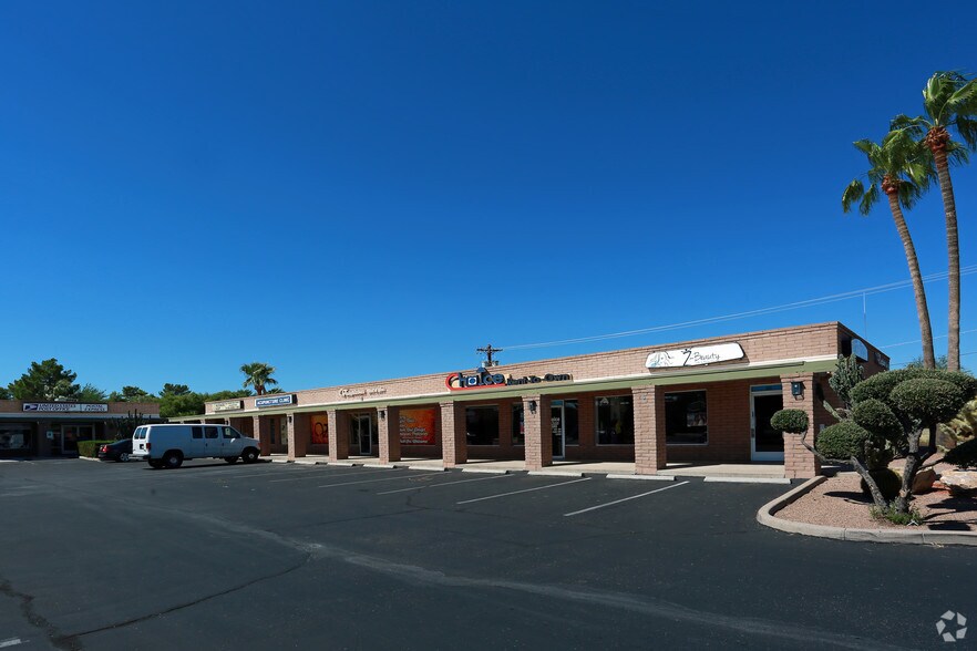 1015 W Prince Rd, Tucson, AZ à louer - Photo principale – Image 2 sur 5