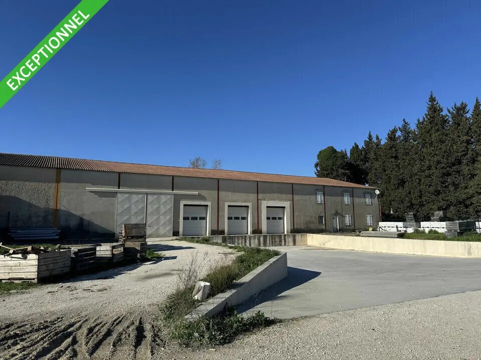 Local d'activités dans Châteaurenard à vendre Photo de l’immeuble– Image 1 sur 8