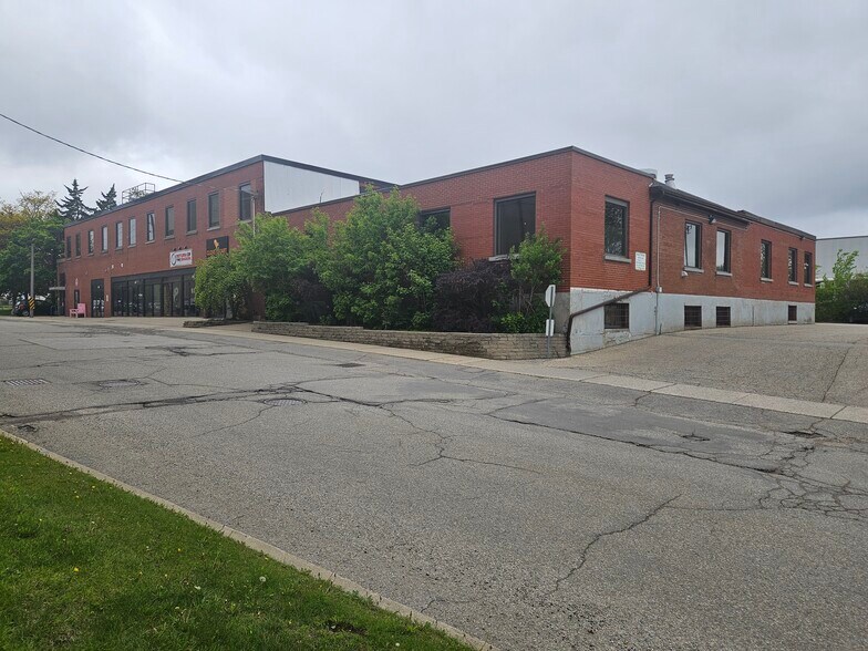 900 Guelph St, Kitchener, ON à vendre - Photo de l’immeuble – Image 1 sur 1