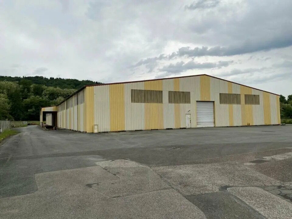 Industriel/Logistique dans Mathay à louer Photo de l’immeuble– Image 1 sur 4