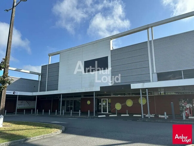 Plus de détails pour Local commercial à louer