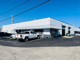 Plus de détails pour 810 NW 1st Ave, Boca Raton, FL - Industriel/Logistique à louer