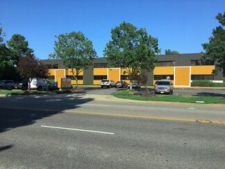 Plus de détails pour 11838 Canon Blvd, Newport News, VA - Local d’activités à vendre
